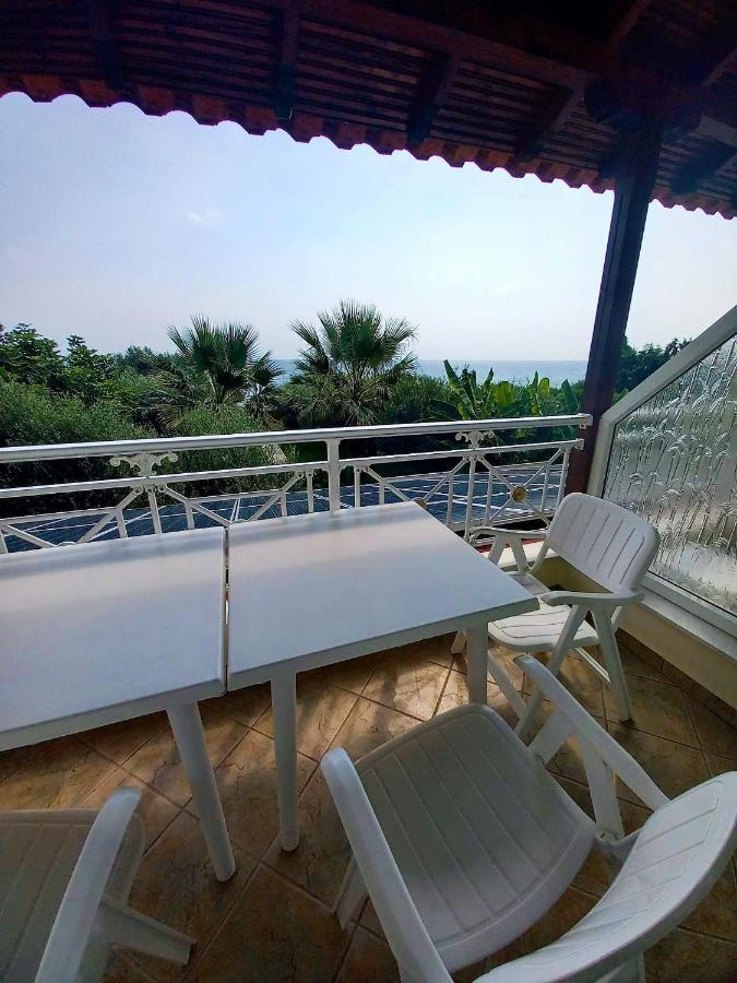 Villa Di Costa เนอา สกีโอนี ภายนอก รูปภาพ
